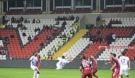Çaykur Rizespor’da 3 oyuncu kadro dışı bırakıldı